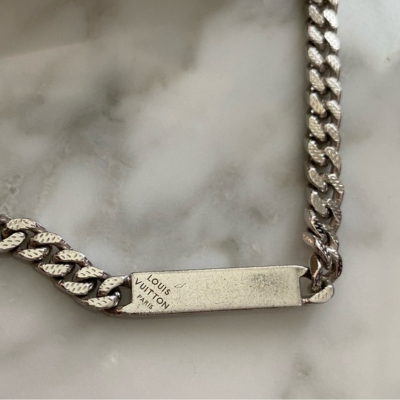 Louis Vuitton Gourmette Curb Link Necklace - Picture 9 of 10